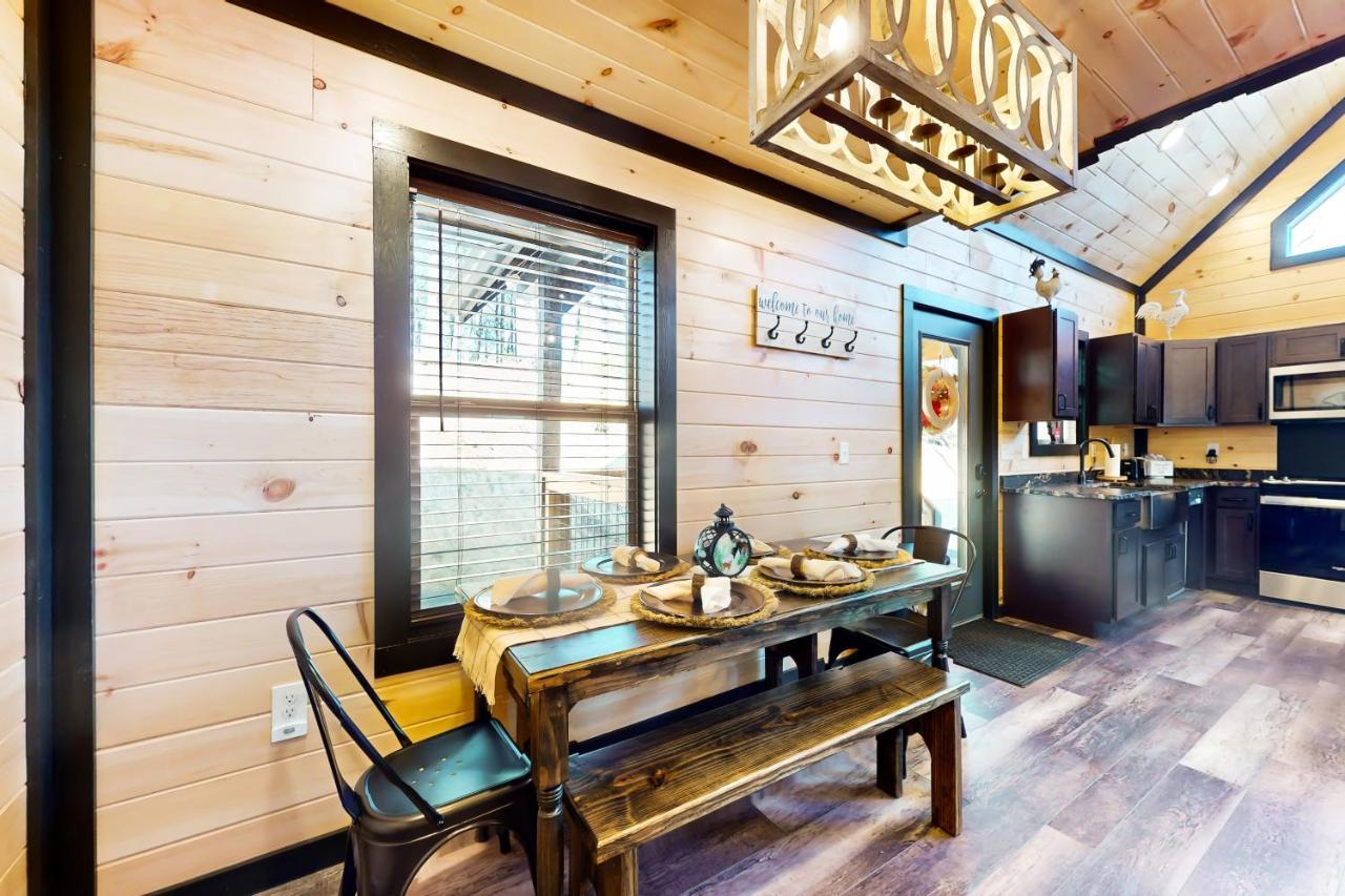 Villa Fiesta Hills Hideaway à Sevierville Extérieur photo