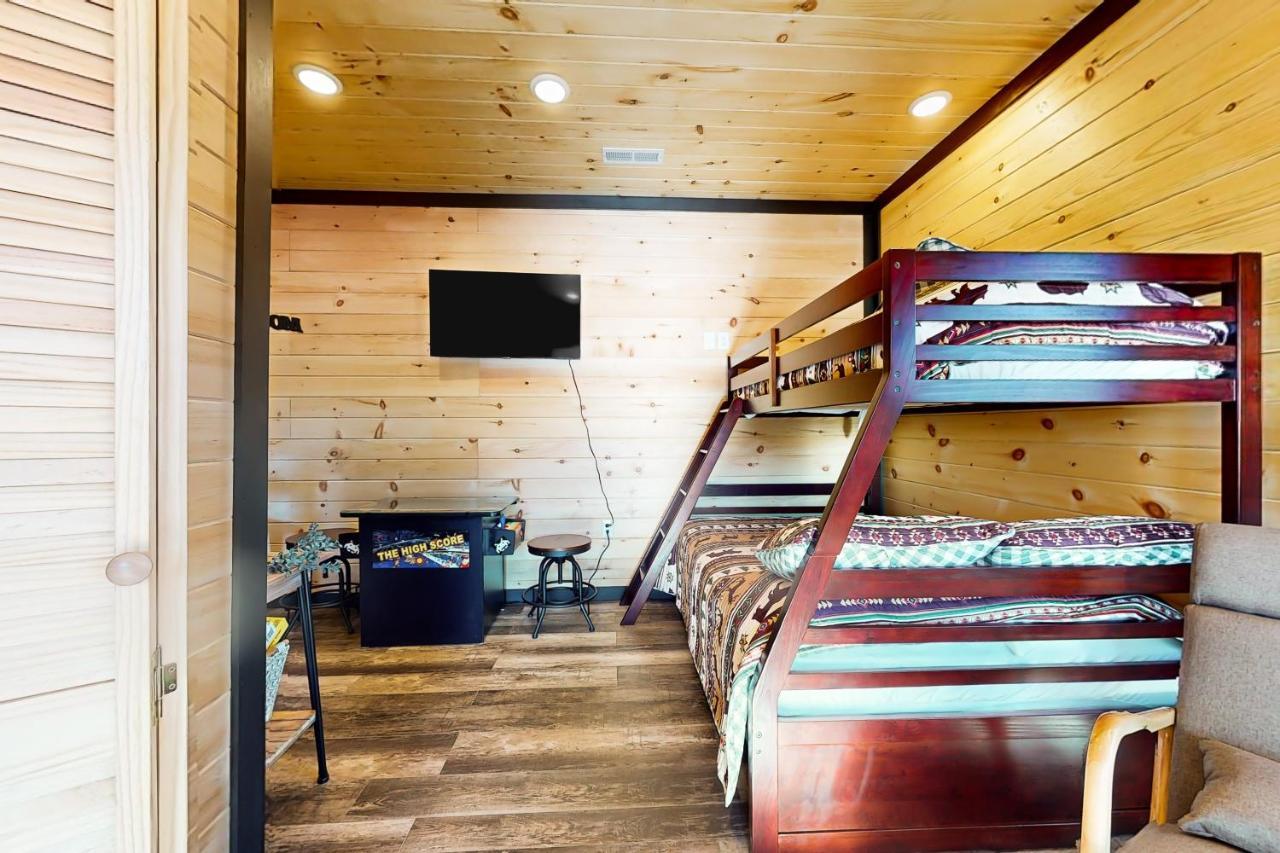 Villa Fiesta Hills Hideaway à Sevierville Extérieur photo