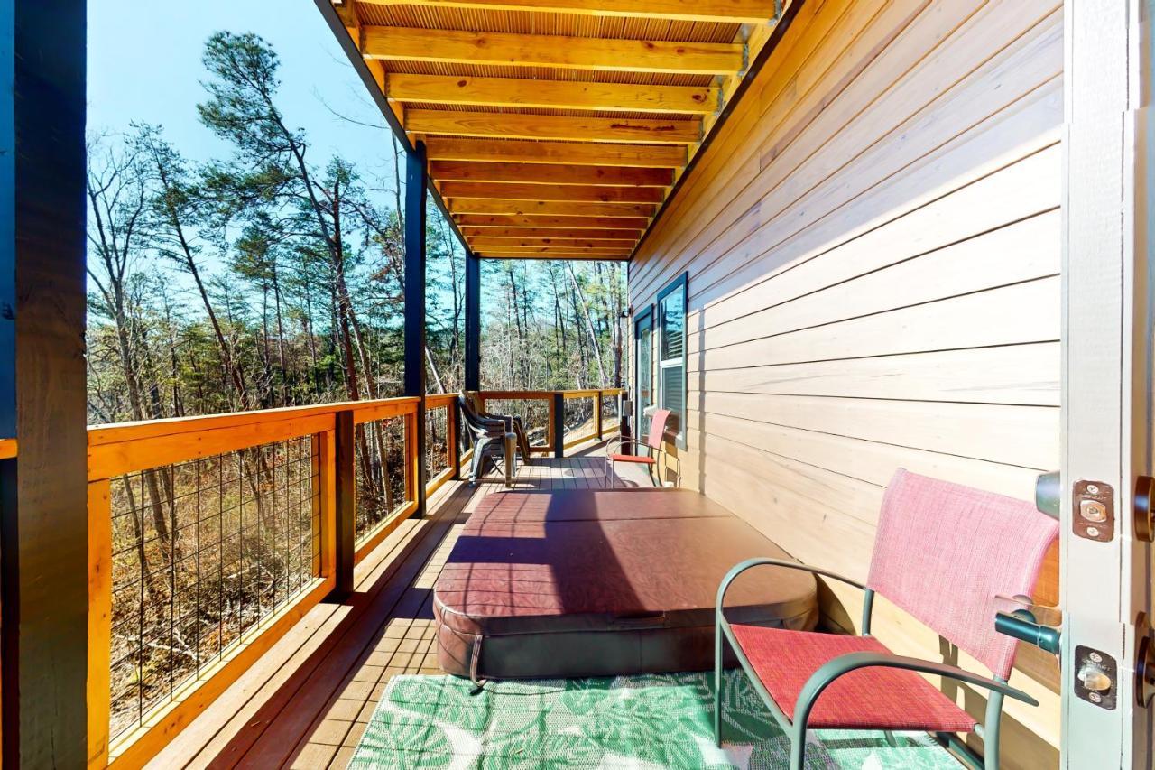 Villa Fiesta Hills Hideaway à Sevierville Extérieur photo