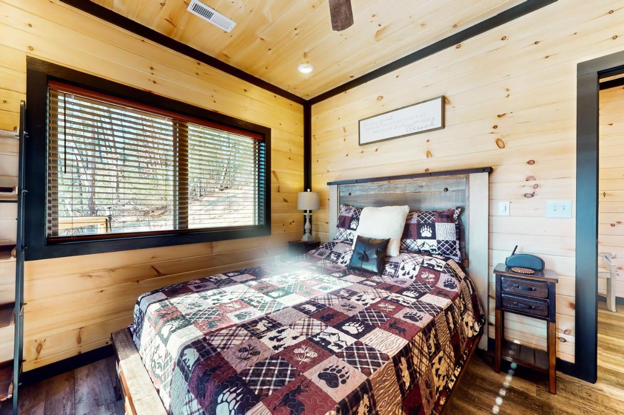 Villa Fiesta Hills Hideaway à Sevierville Extérieur photo